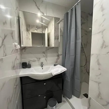 Le Stalingrad Yourhosthelper Apartment
